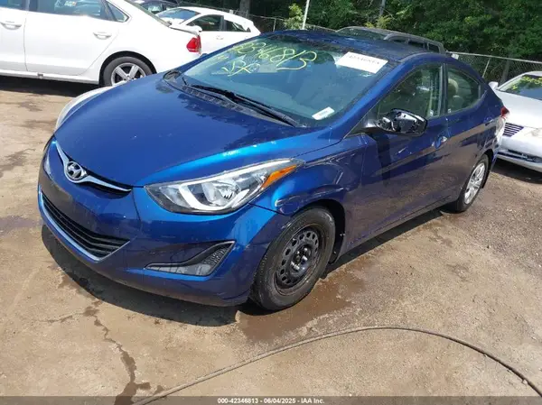 5NPDH4AE1GH780776 2016 HYUNDAI ELANTRA - Image 2