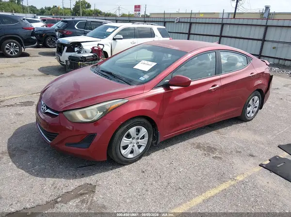 5NPDH4AE1GH780969 2016 HYUNDAI ELANTRA - Image 2