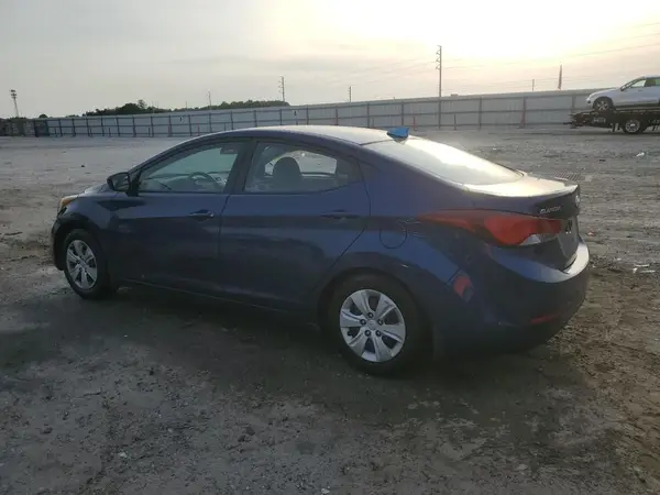 5NPDH4AE1GH781121 2016 HYUNDAI ELANTRA - Image 2