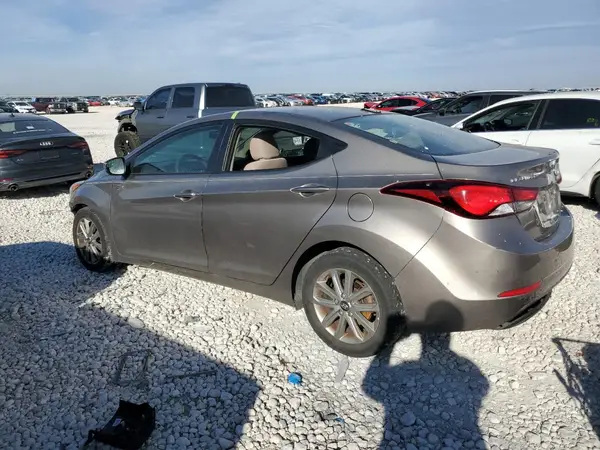 5NPDH4AE1GH782768 2016 HYUNDAI ELANTRA - Image 2