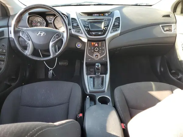 5NPDH4AE1GH782964 2016 HYUNDAI ELANTRA - Image 8