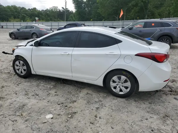 5NPDH4AE1GH783029 2016 HYUNDAI ELANTRA - Image 2