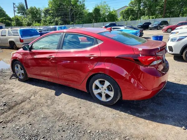 5NPDH4AE1GH783290 2016 HYUNDAI ELANTRA - Image 2