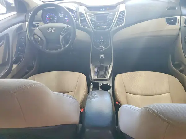 5NPDH4AE1GH783855 2016 HYUNDAI ELANTRA - Image 8