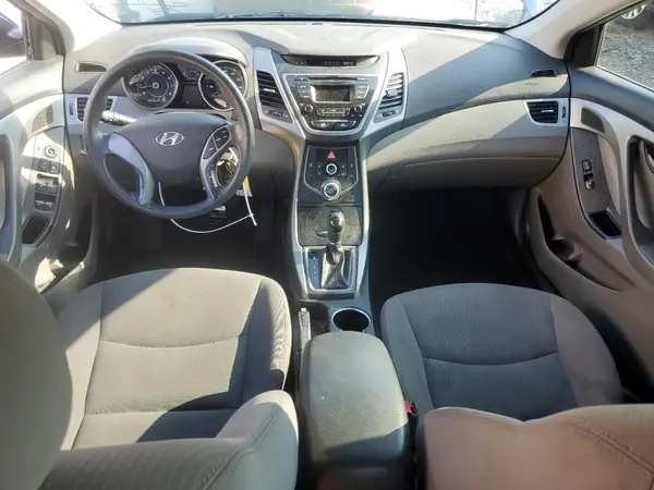 5NPDH4AE1GH784388 2016 HYUNDAI ELANTRA - Image 8