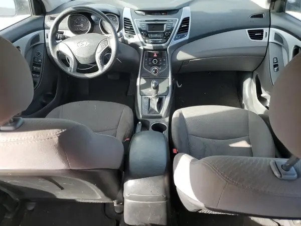 5NPDH4AE1GH786299 2016 HYUNDAI ELANTRA - Image 8