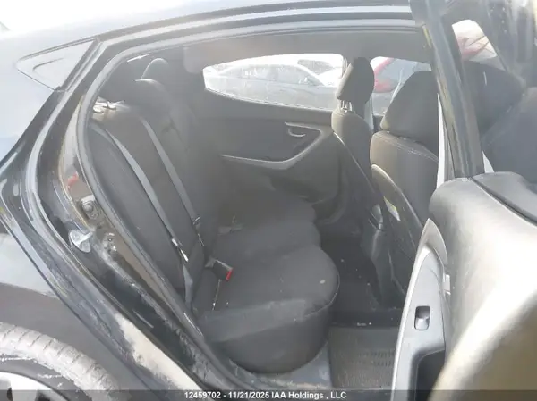 5NPDH4AE1GH786979 2016 HYUNDAI ELANTRA - Image 8