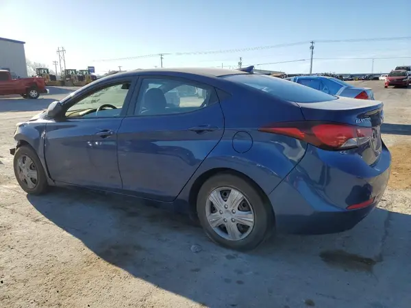 5NPDH4AE1GH787582 2016 HYUNDAI ELANTRA - Image 2