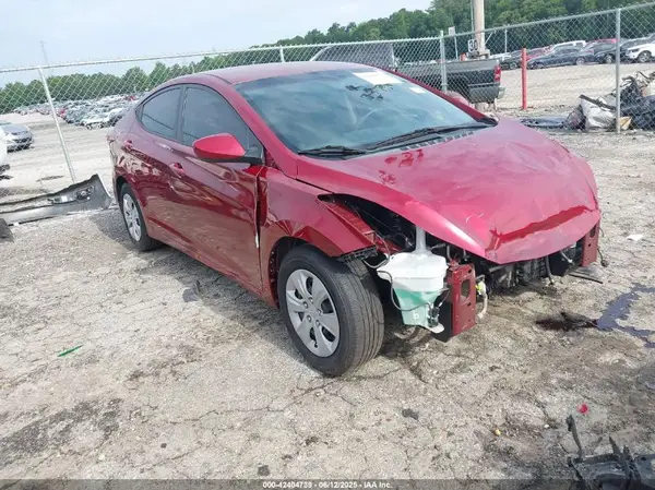 5NPDH4AE1GH787971 2016 HYUNDAI ELANTRA - Image 1