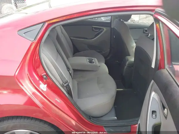 5NPDH4AE1GH787971 2016 HYUNDAI ELANTRA - Image 8