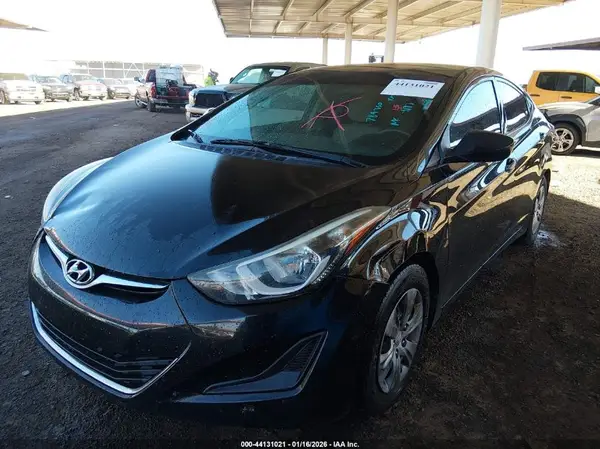 5NPDH4AE1GH789350 2016 HYUNDAI ELANTRA - Image 2