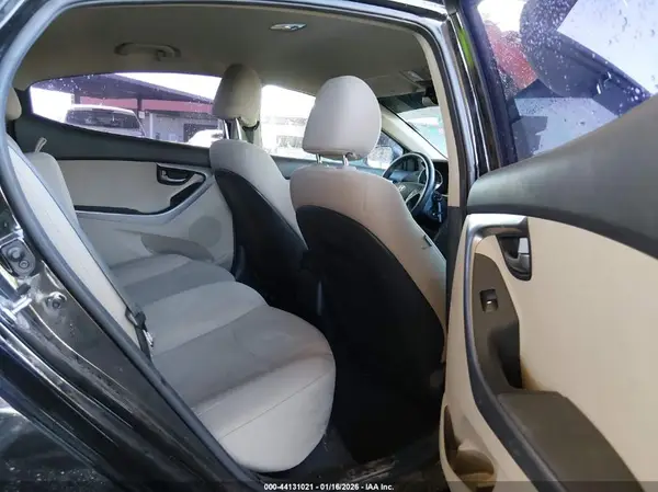 5NPDH4AE1GH789350 2016 HYUNDAI ELANTRA - Image 8