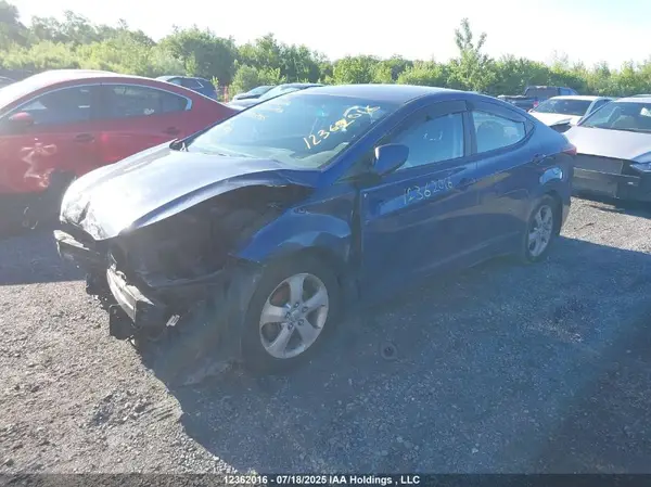 5NPDH4AE1GH790935 2016 HYUNDAI ELANTRA - Image 2