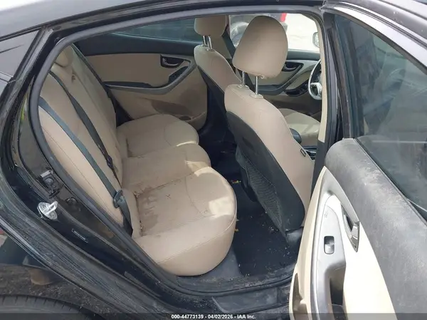 5NPDH4AE1GH791681 2016 HYUNDAI ELANTRA - Image 8