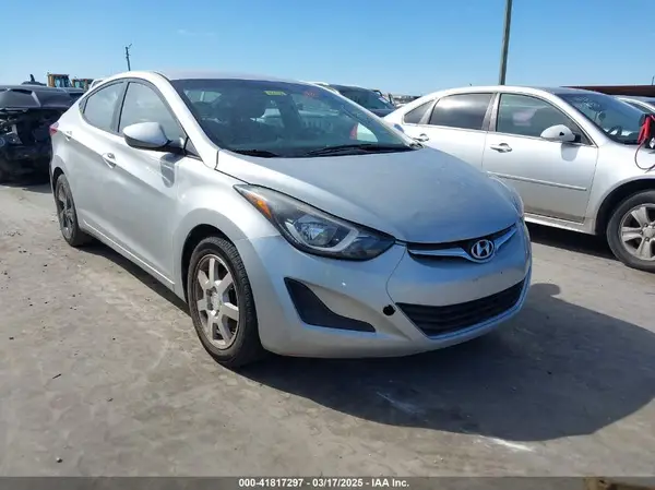 5NPDH4AE1GH792295 2016 HYUNDAI ELANTRA - Image 1