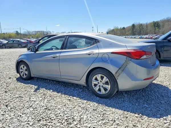 5NPDH4AE1GH793043 2016 HYUNDAI ELANTRA - Image 2
