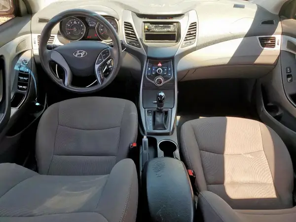 5NPDH4AE1GH793981 2016 HYUNDAI ELANTRA - Image 8
