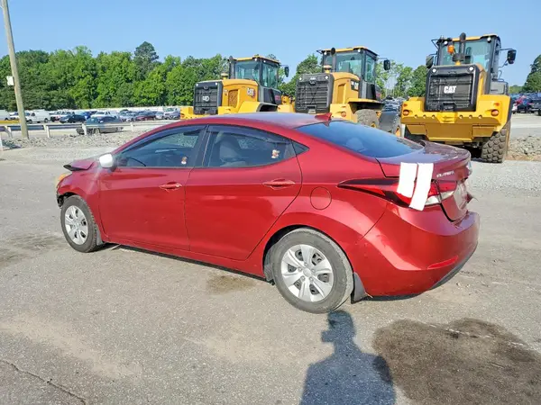5NPDH4AE1GH795892 2016 HYUNDAI ELANTRA - Image 2