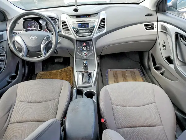 5NPDH4AE1GH797089 2016 HYUNDAI ELANTRA - Image 8