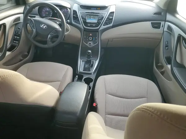 5NPDH4AE2GH648660 2016 HYUNDAI ELANTRA - Image 8