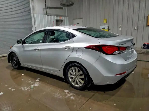 5NPDH4AE2GH653504 2016 HYUNDAI ELANTRA - Image 2