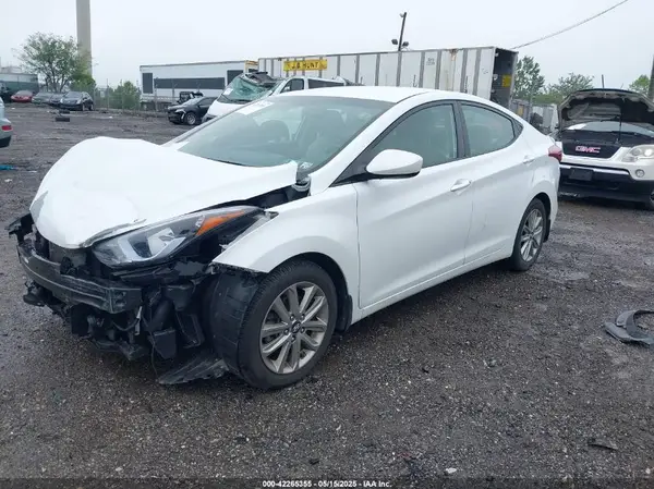 5NPDH4AE2GH654376 2016 HYUNDAI ELANTRA - Image 2