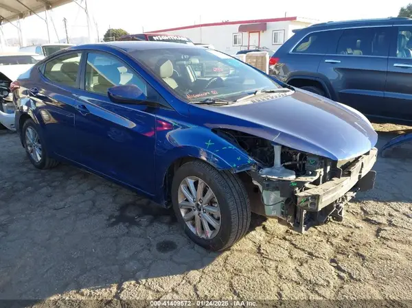 5NPDH4AE2GH657472 2016 HYUNDAI ELANTRA - Image 1