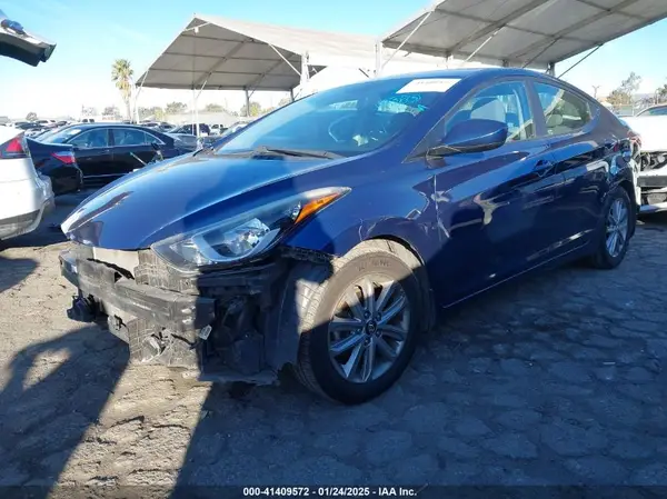 5NPDH4AE2GH657472 2016 HYUNDAI ELANTRA - Image 2