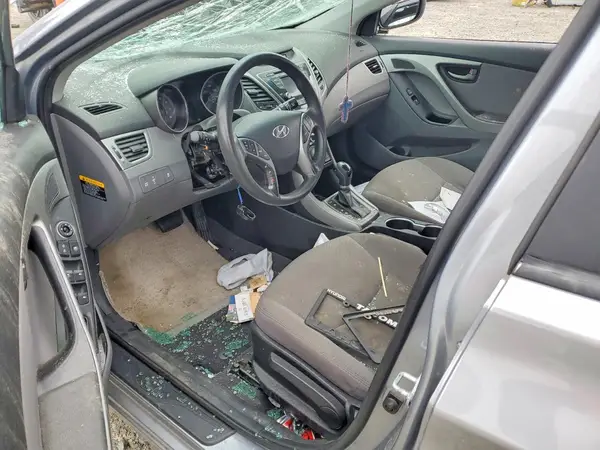 5NPDH4AE2GH658007 2016 HYUNDAI ELANTRA - Image 8