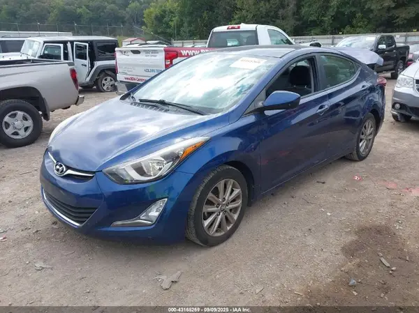 5NPDH4AE2GH659139 2016 HYUNDAI ELANTRA - Image 2