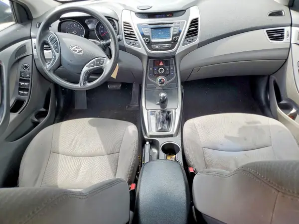 5NPDH4AE2GH660579 2016 HYUNDAI ELANTRA - Image 8