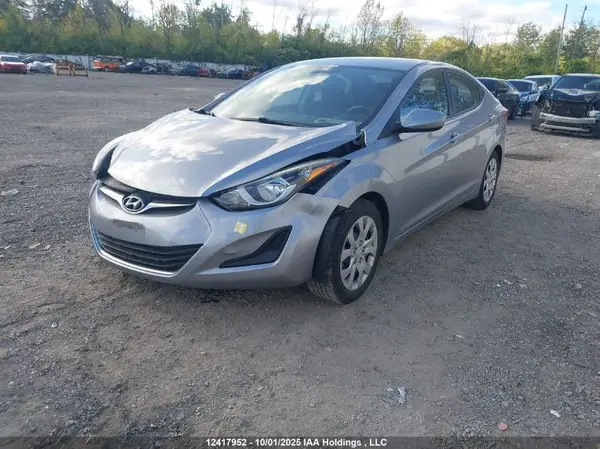 5NPDH4AE2GH662235 2016 HYUNDAI ELANTRA - Image 2