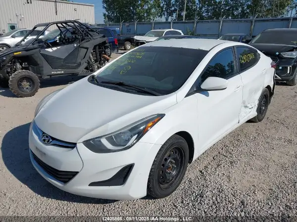 5NPDH4AE2GH663322 2016 HYUNDAI ELANTRA - Image 2