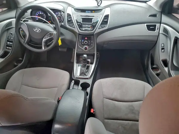5NPDH4AE2GH664728 2016 HYUNDAI ELANTRA - Image 8