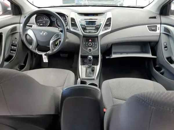 5NPDH4AE2GH665264 2016 HYUNDAI ELANTRA - Image 8
