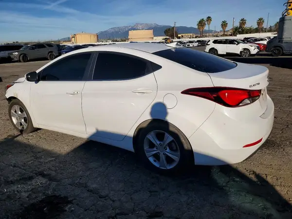5NPDH4AE2GH668990 2016 HYUNDAI ELANTRA - Image 2