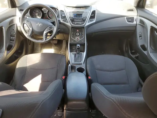 5NPDH4AE2GH672165 2016 HYUNDAI ELANTRA - Image 8