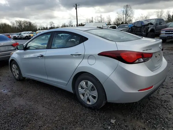 5NPDH4AE2GH673137 2016 HYUNDAI ELANTRA - Image 2