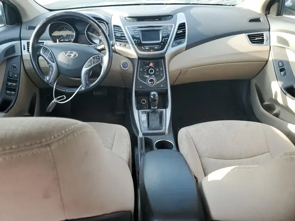5NPDH4AE2GH673347 2016 HYUNDAI ELANTRA - Image 8