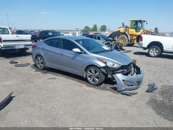 5NPDH4AE2GH673784 2016 HYUNDAI ELANTRA - Image 1