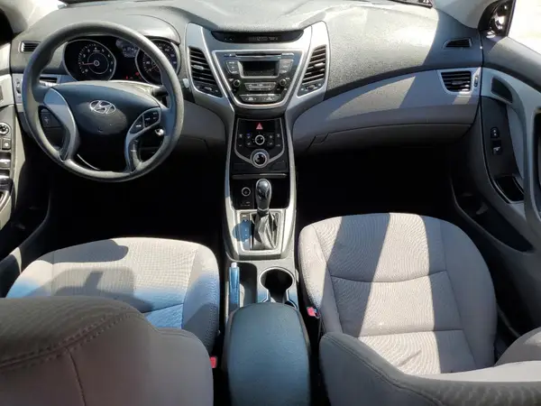 5NPDH4AE2GH676832 2016 HYUNDAI ELANTRA - Image 8