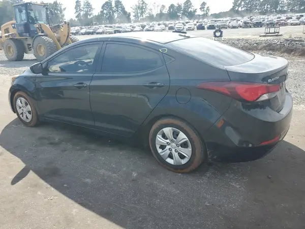 5NPDH4AE2GH679021 2016 HYUNDAI ELANTRA - Image 2