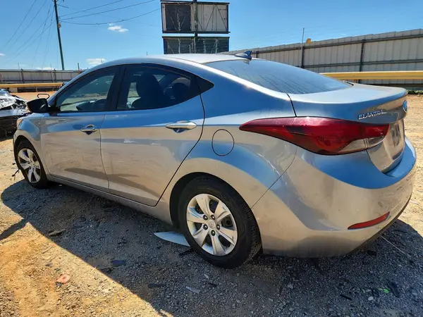 5NPDH4AE2GH680637 2016 HYUNDAI ELANTRA - Image 2