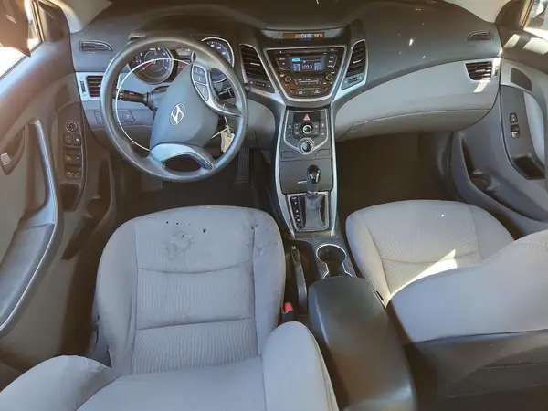 5NPDH4AE2GH680637 2016 HYUNDAI ELANTRA - Image 8