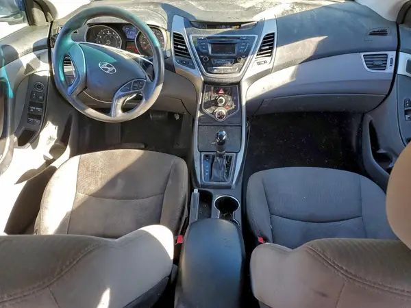 5NPDH4AE2GH681383 2016 HYUNDAI ELANTRA - Image 8