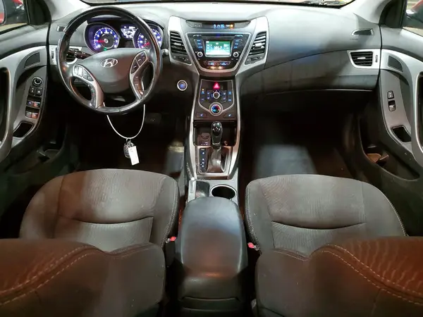 5NPDH4AE2GH681917 2016 HYUNDAI ELANTRA - Image 8