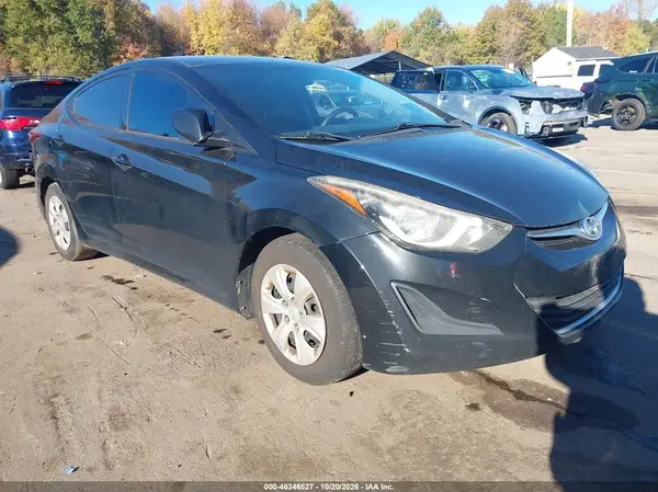 5NPDH4AE2GH683215 2016 HYUNDAI ELANTRA - Image 1