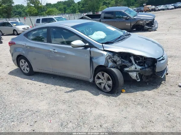 5NPDH4AE2GH686356 2016 HYUNDAI ELANTRA - Image 1