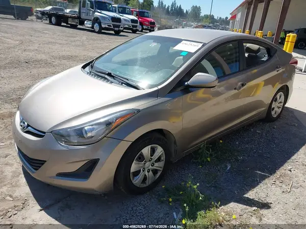5NPDH4AE2GH686938 2016 HYUNDAI ELANTRA - Image 2