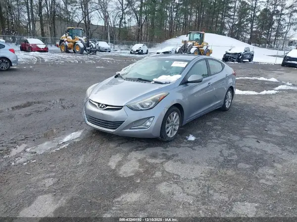 5NPDH4AE2GH687460 2016 HYUNDAI ELANTRA - Image 2
